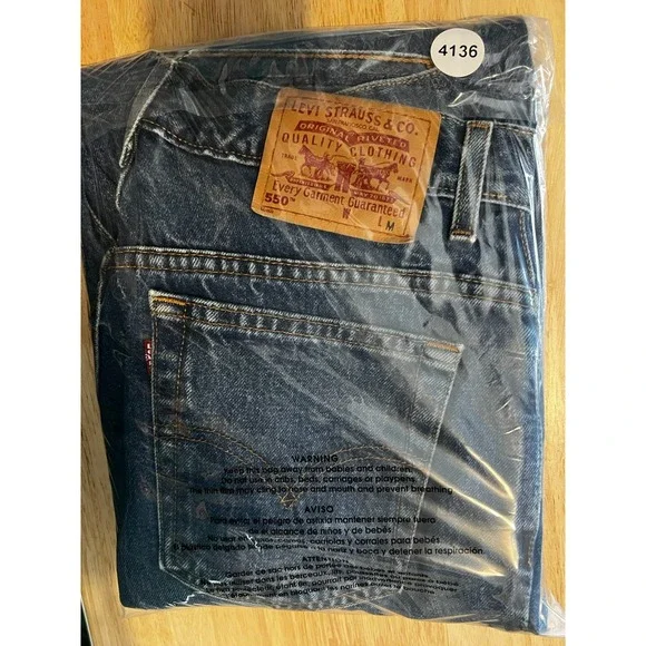 Vintage Y2k Levi's 550 Relax Fit Taper Leg Jean Women 14 Reg (32x30 Actual) READ - Picture 13 of 15